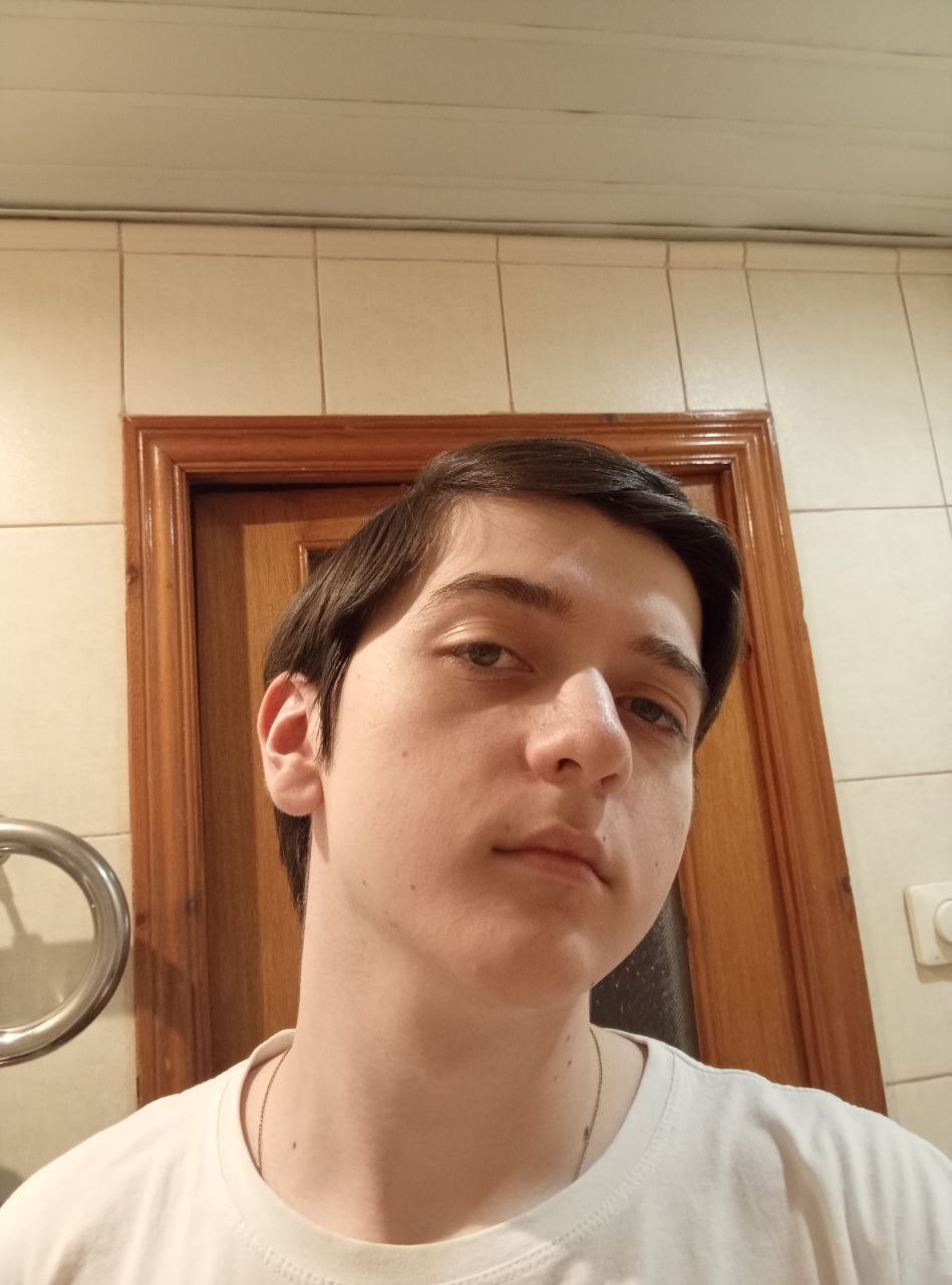 Павел, 18 лет, Санкт-Петербург